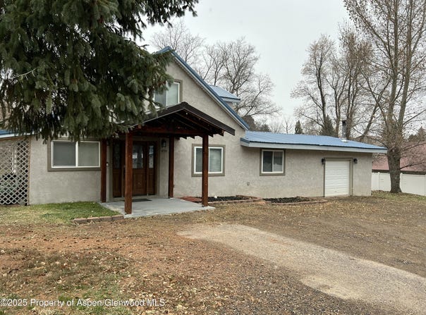 970 6th Street, Meeker, CO 81641