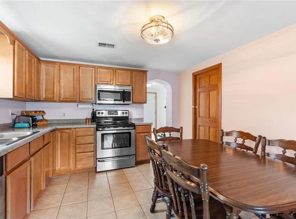 500 Cartway Road, Champlin, MN 55316