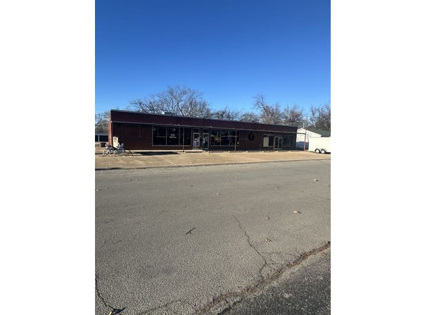 201-203 E. Pine, East Prairie, MO 63845