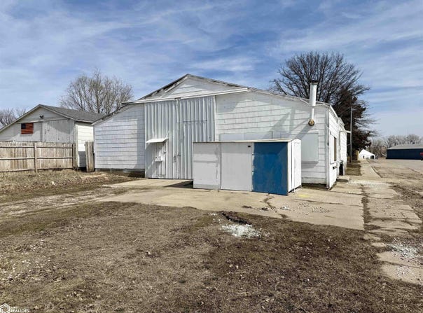 302 Ellen Street, Irwin, IA 51446