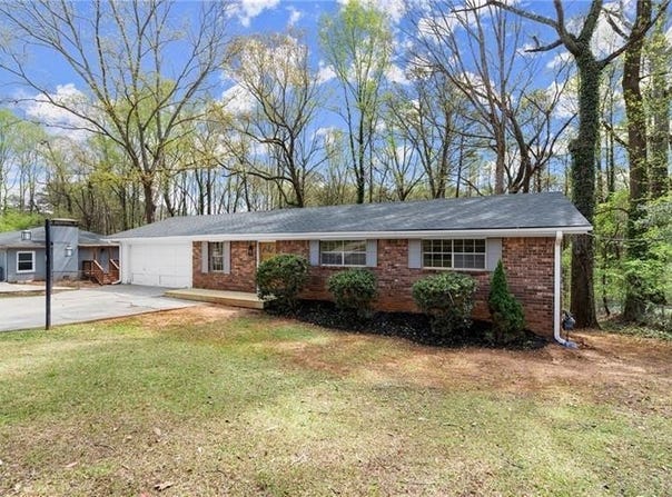 6175 Knights Lane, Douglasville, GA 30135