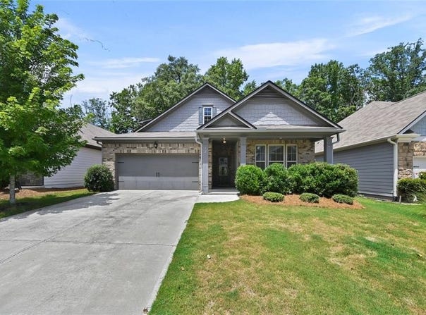 72 WYEVALE Court, Braselton, GA 30517