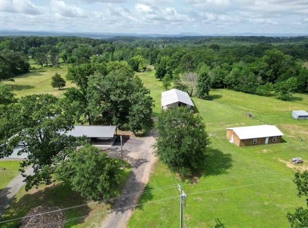 4842 Highway 88 East, Mena, AR 71953