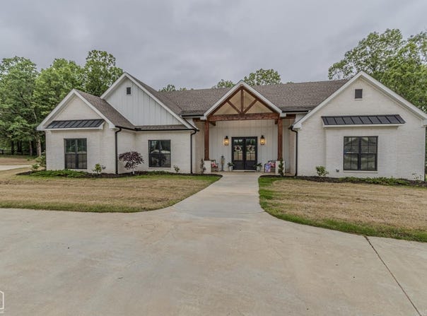 315 Greene 7242 Road, Paragould, AR 72450