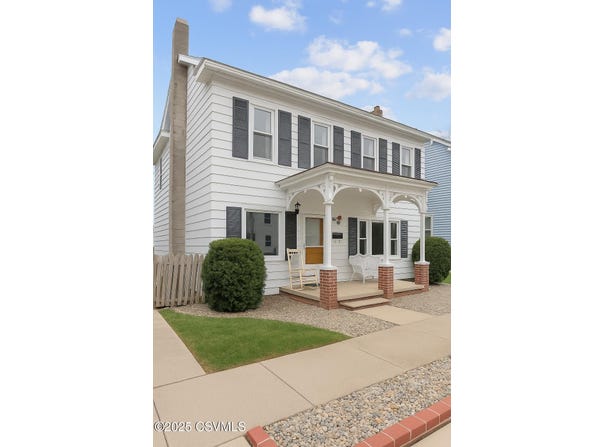 39 1ST Street, Milton, PA 17847