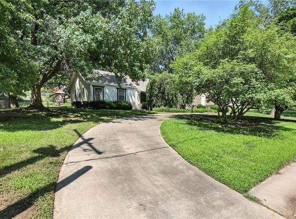 1316 Vilas Street, Leavenworth, KS 66048