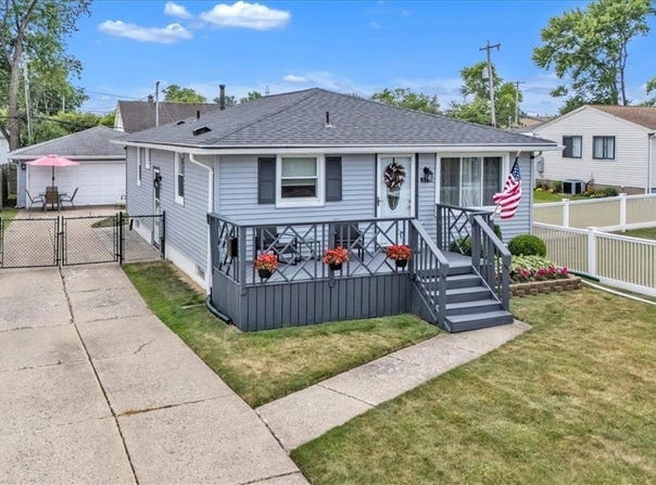 111 Desmond Drive, Tonawanda, NY 14150