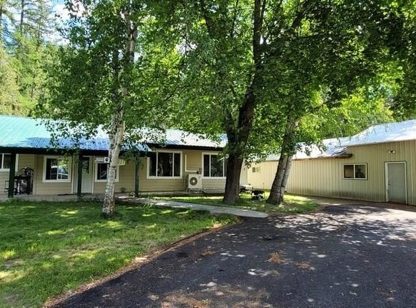 221 Star Road, Troy, MT 59935