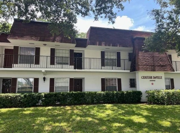 10040 Meridian Way, Palm Beach Gardens, FL 33410