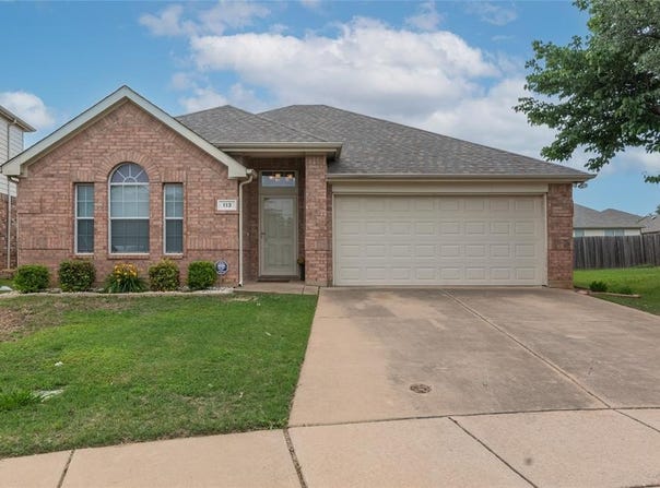 113 Brookbank Court, Crowley, TX 76036