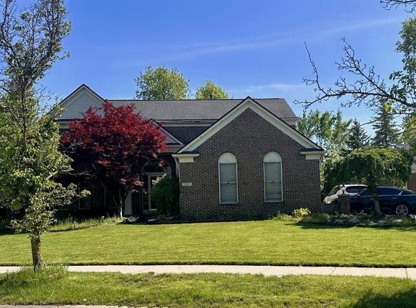 2101 Stonebridge Way, Canton, MI 48188