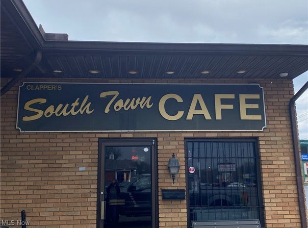 9 N Maysville Ave., Zanesville, OH 43701