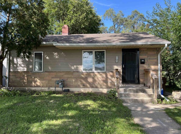 1223 Island Avenue, ROCKFORD, IL 61102