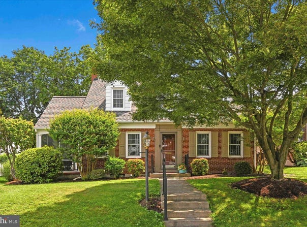 347 N 24TH STREET, CAMP HILL, PA 17011