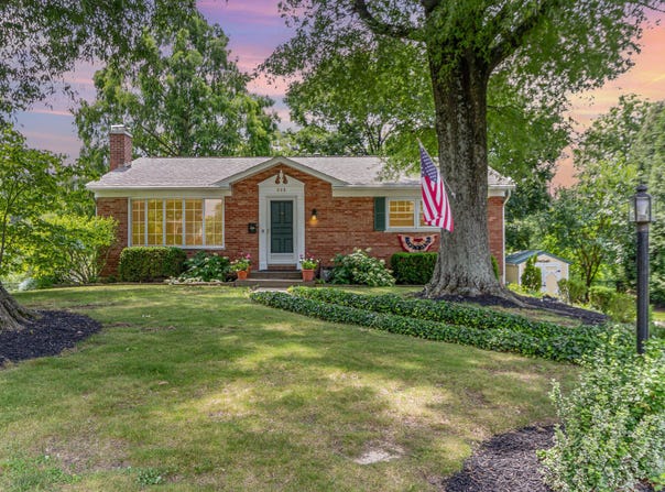 605 Lake Knoll Court, Erlanger, KY 41018