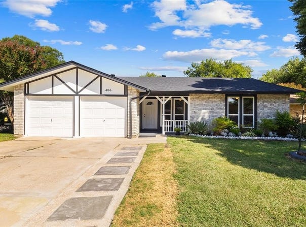 406 Brian Drive, Grand Prairie, TX 75052