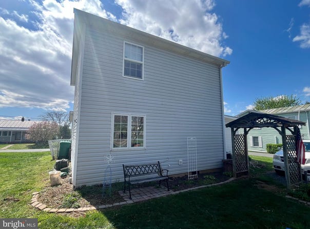 206 WOODLAND AVENUE, LURAY, VA 22835