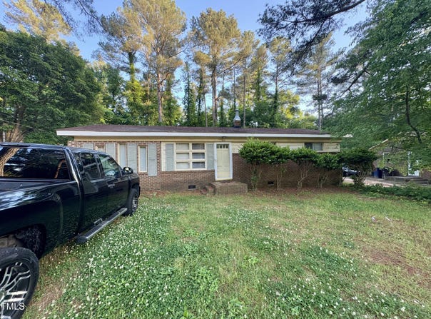 603 Pineland Street, Sanford, NC 27330