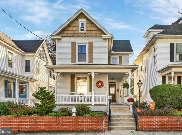233 S SPRUCE Street, LITITZ, PA 17543