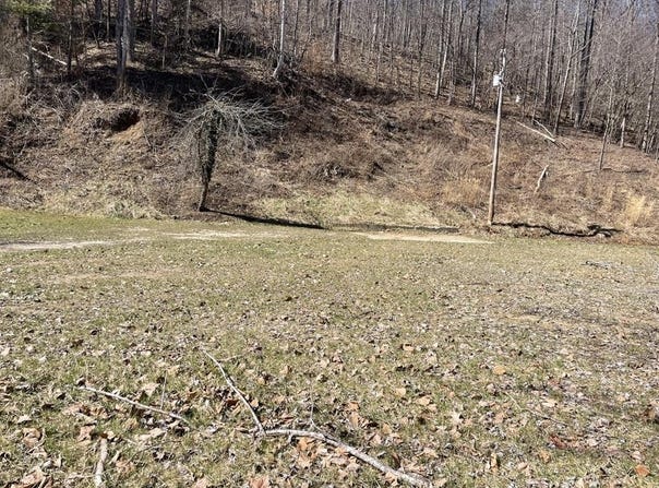 6920 Ky Rt 40W, Oil Springs, KY 41238