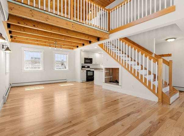 8 58th St, Newburyport, MA 01950
