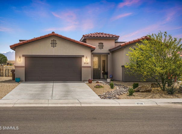 3735 Evening Light Court, Las Cruces, NM 88001