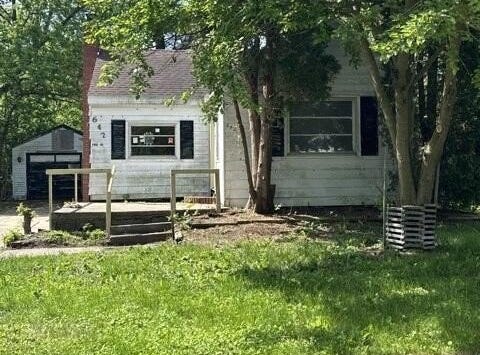 642 Samantha Avenue, Lansing, MI 48910