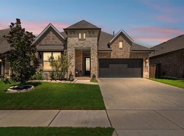 4970 Stornoway Drive, Flower Mound, TX 75028