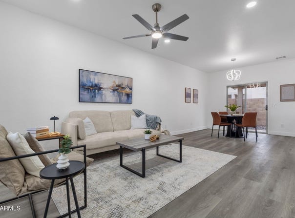 2300 E MAGMA Road, San Tan Valley, AZ 85143