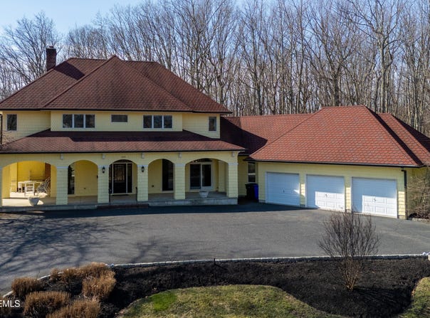 100 Parker Road, Eatontown, NJ 07724