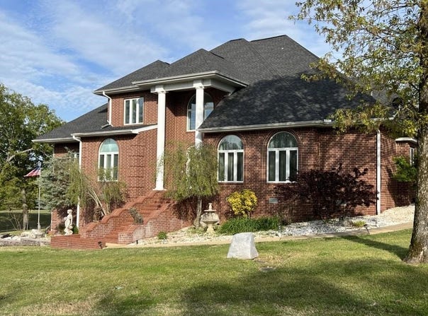 414 Airpark Road, Horseshoe Bend, AR 72512