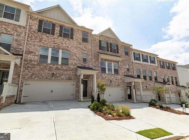 1605 Brantin Drive, Lawrenceville, GA 30043
