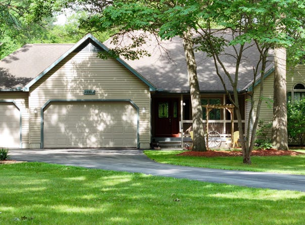 23568 Bohn Road, Belleville, MI 48111