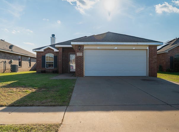 605 N Spruce Avenue, Lubbock, TX 79403