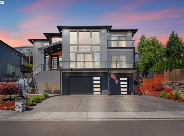 1345 N R ST, Washougal, WA 98671