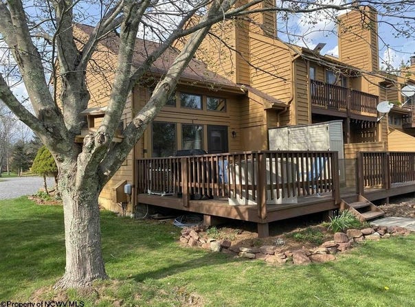 100 Deerfield Circle, Davis, WV 26260