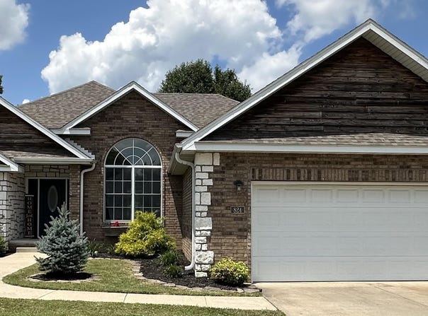 824 N Vermillion Drive, Strafford, MO 65757