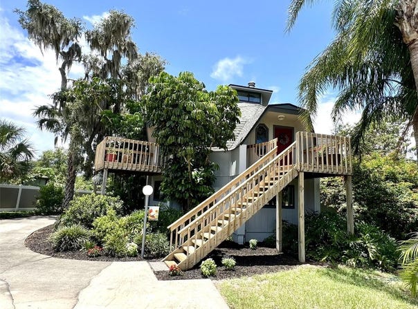 1292 NADINE DRIVE, DELTONA, FL 32738