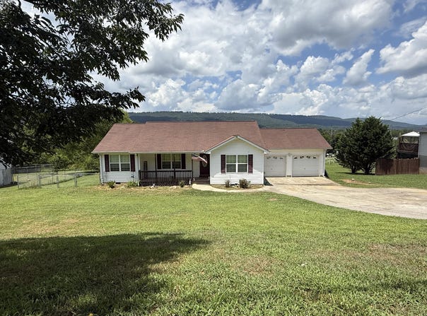 191 Lookout Circle, Trenton, GA 30752