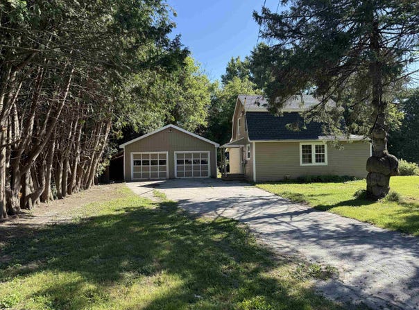 124 Three Mile Bridge Road, Middlesex, VT 05602-8611