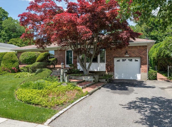 102 Forest Drive, Jericho, NY 11753