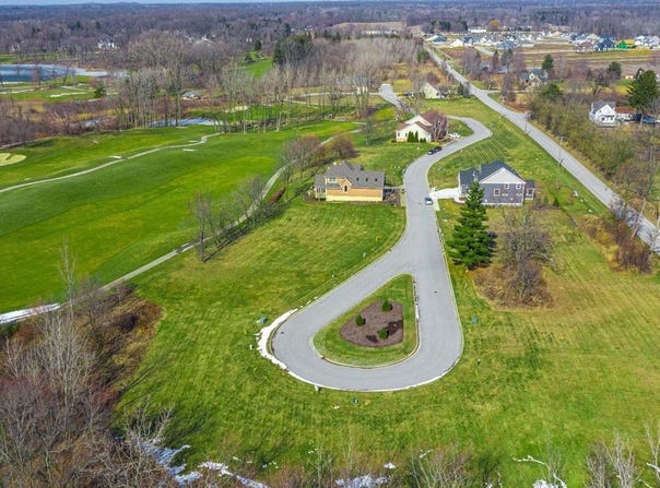 1301 Monterey Drive, Chesterton, IN 46304