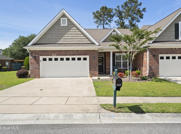 1271 Greensview Circle, Leland, NC 28451