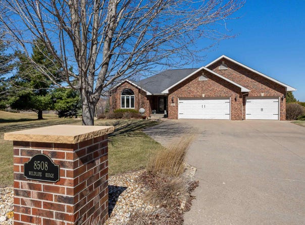 8508 Wildlife, Dubuque, IA 52003