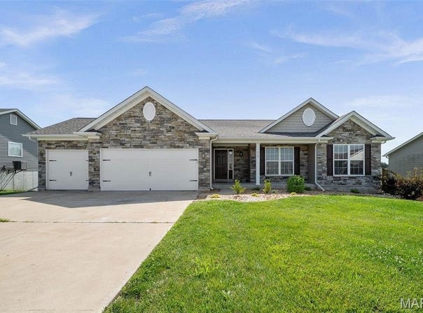 312 Waterford Court, Troy, MO 63379
