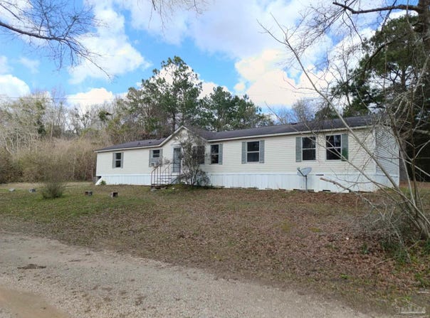 177 Juniper St, Mcdavid, FL 32568