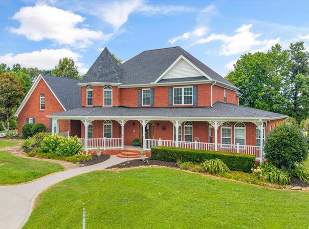 132 David Rd, Clinton, TN 37716