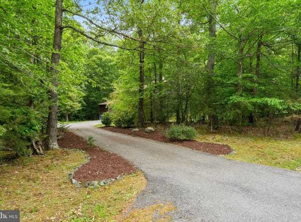 8095 PLOWDEN DRIVE, LA PLATA, MD 20646