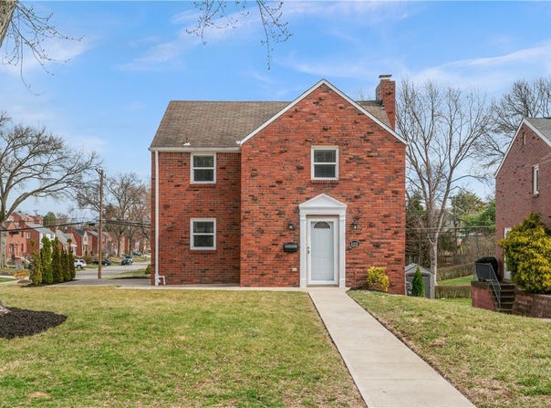 4203 McKee Drive, Whitehall, PA 15236