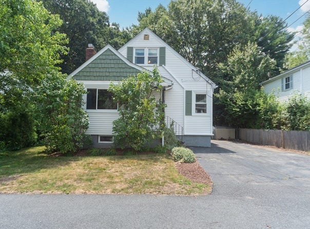 155 Crane St, Dedham, MA 02026